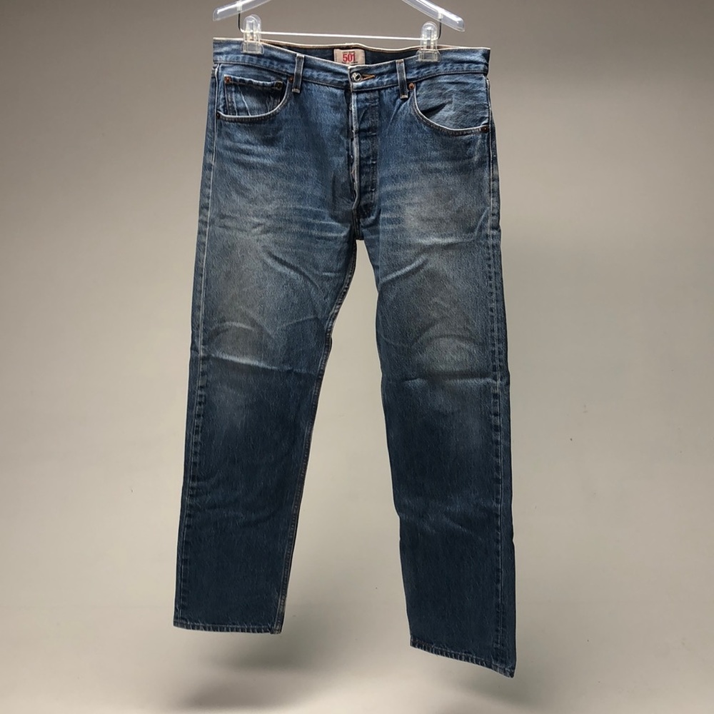 Levi’s 501 Straight Leg button fly jean size 36x36